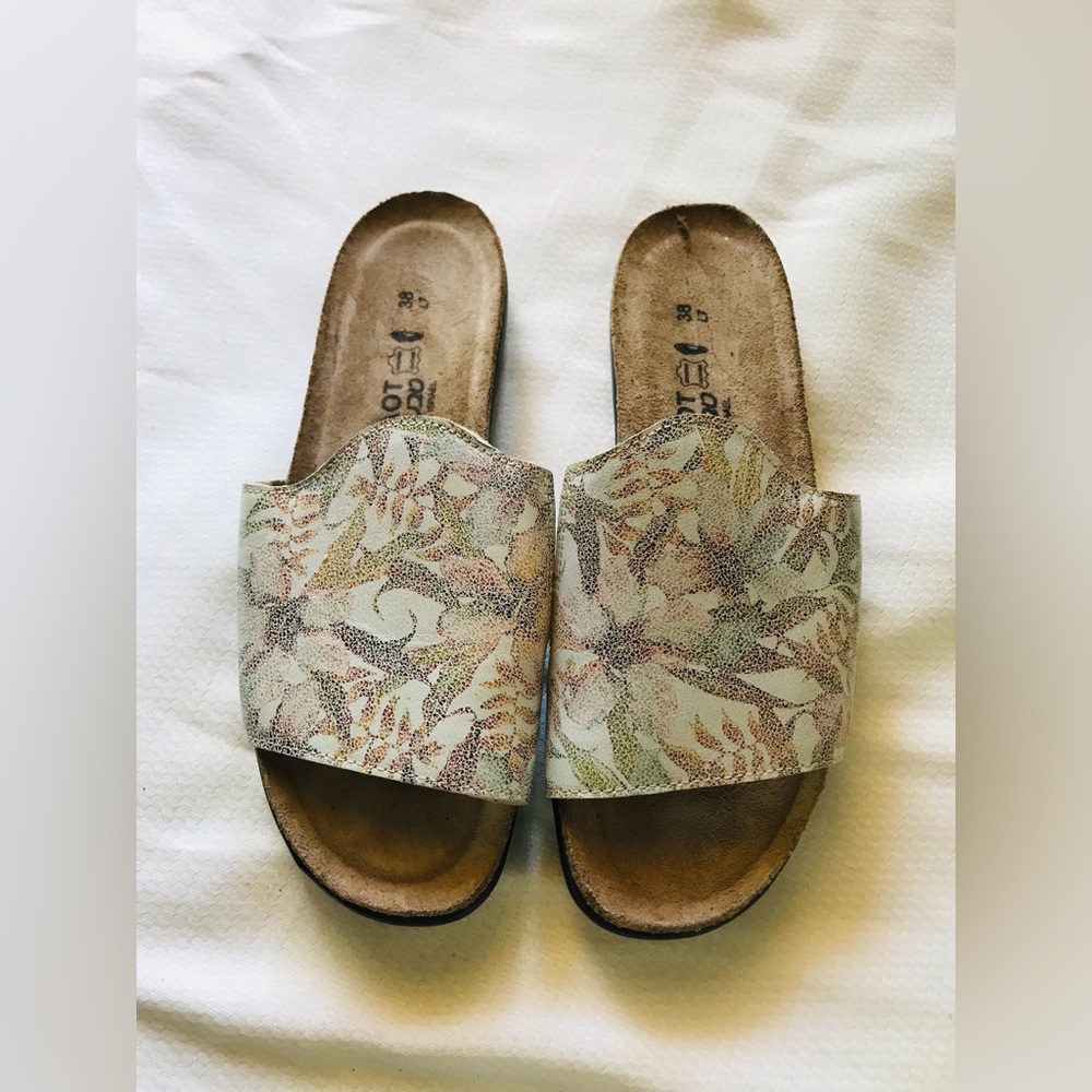 NAOT Floral‎ Slide Sandals